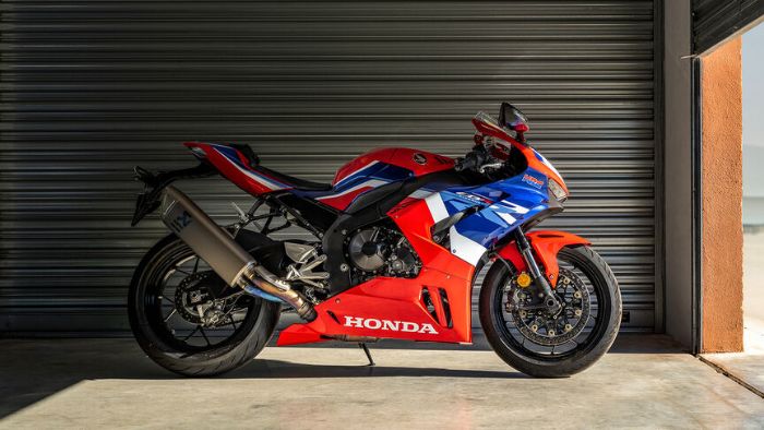 CBR1000RR-R Fireblade 2022