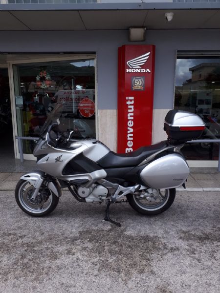 Deauville Usata HONDA DEAUVILLE 700 ABS Giuliano Moto