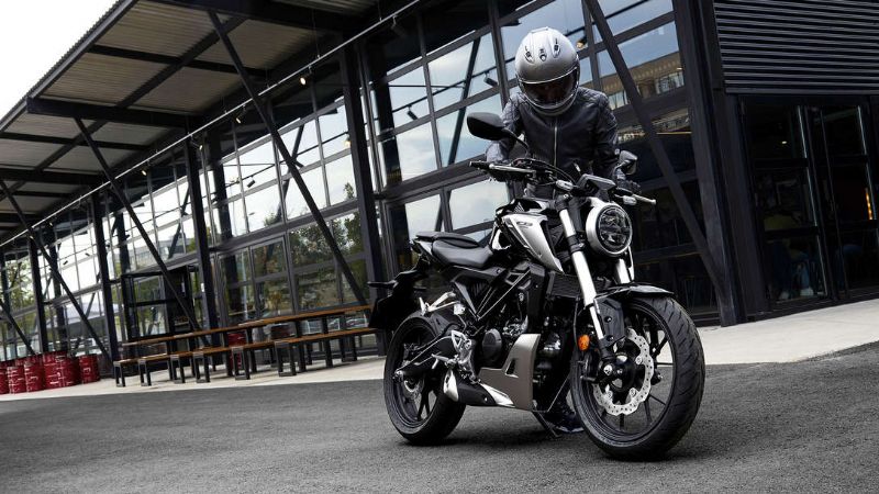 125 cc CB125R Neo Sports Café Concessionaria Ufficiale Honda a